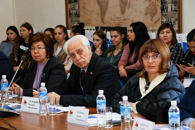 The International Conference «Russian language in the digital space of the CIS» was held at KRSU